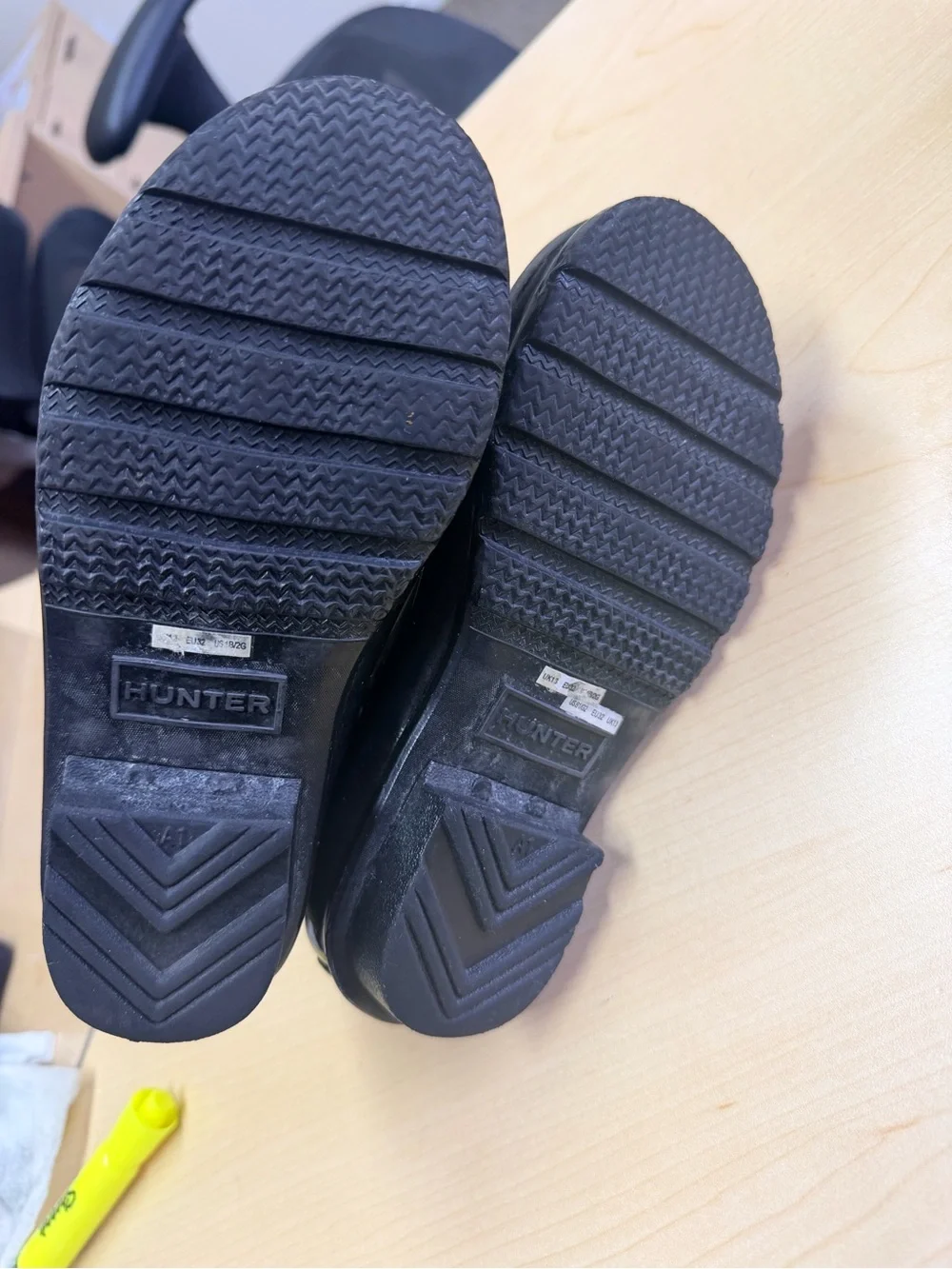 Hunter Kids Black Gloss Chelsea Rain Booties